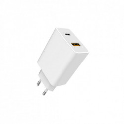 Chargeur secteur WE 2 Ports USB-C et 1 Port USB-C - 27W - Power Delivery - format mini - Blanc